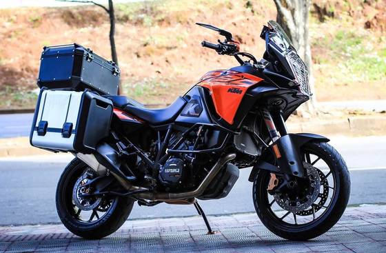 KTM 1290 SUPER ADVENTURE S KTM 1290 SUPER ADVENTURE S